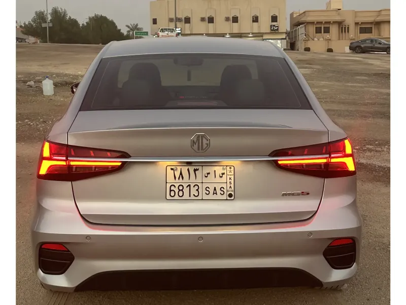 2026 MG5 Comfort – Only 4,100 km – Warranty, Service Package & 3M 5