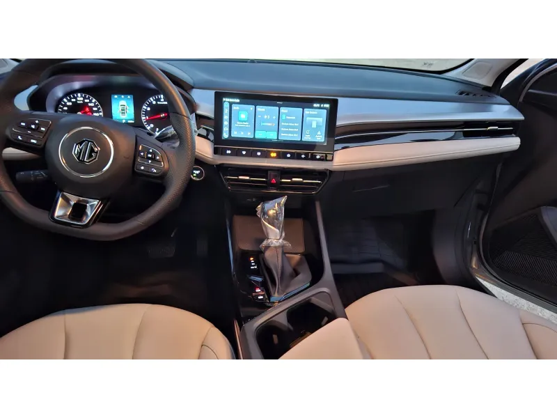 2026 MG5 Comfort – Only 4,100 km – Warranty, Service Package & 3M 13