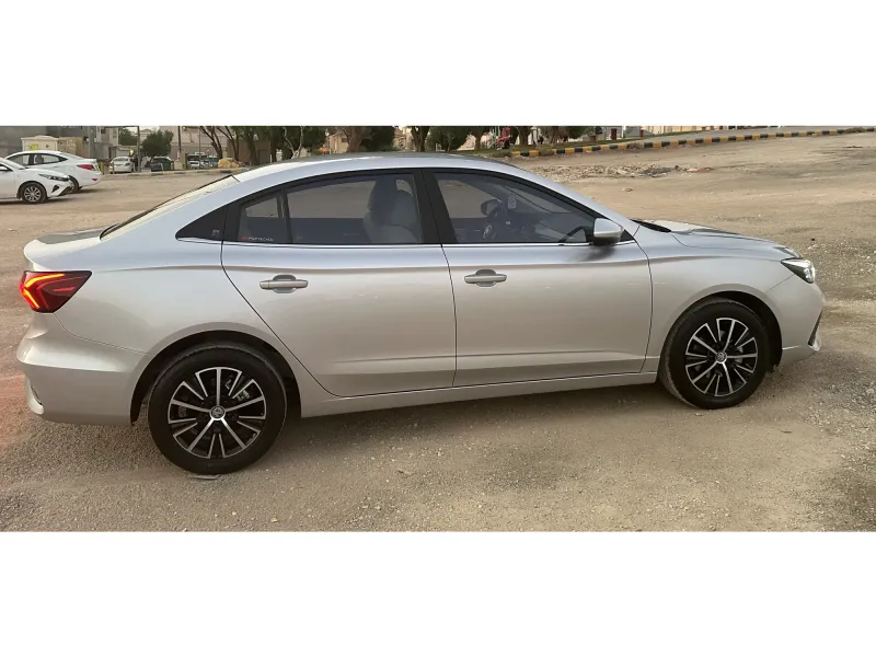 2026 MG5 Comfort – Only 4,100 km – Warranty, Service Package & 3M 4