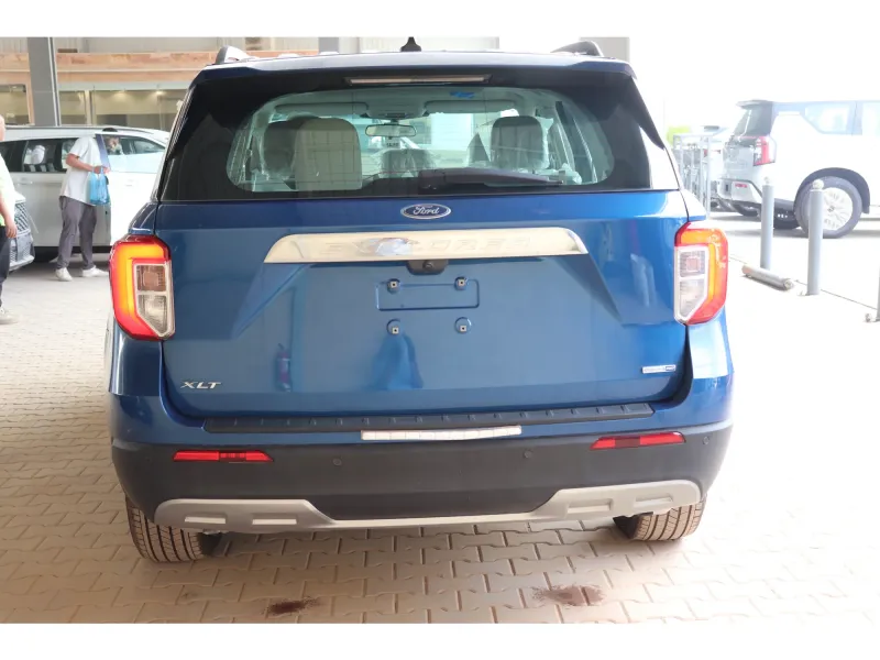 Ford Explorer 2023 13