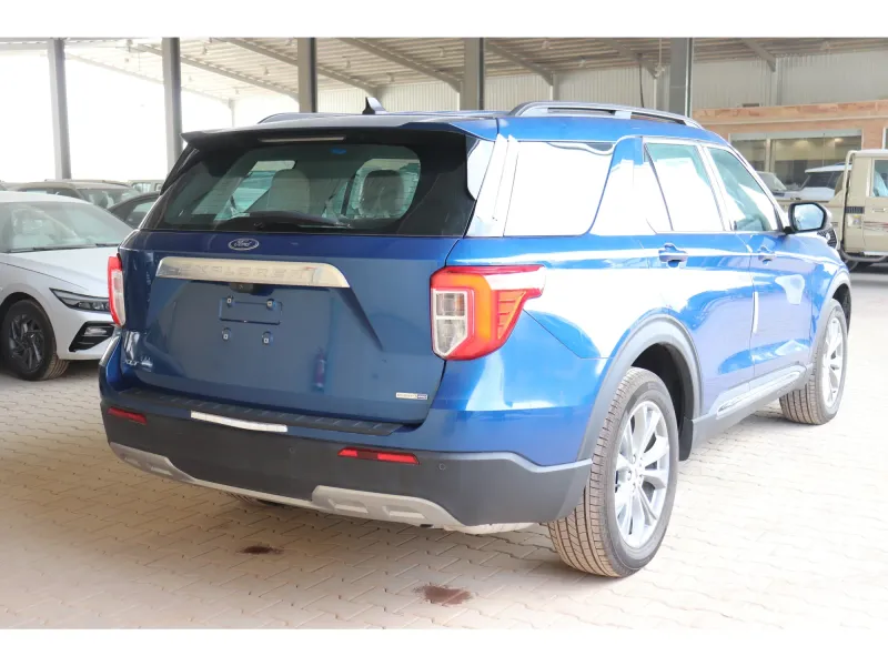 Ford Explorer 2023 14