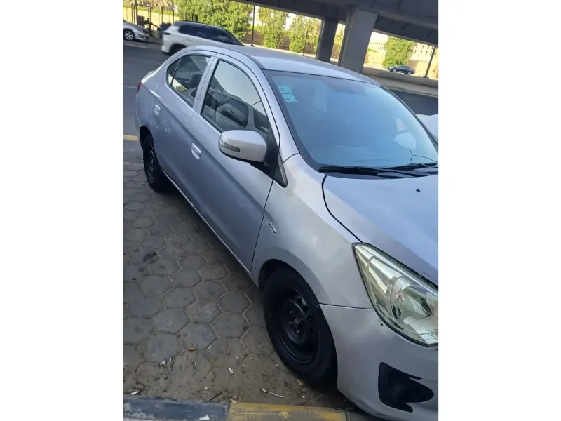 Mitsubishi ATTRAGE 2019 for Sale in Jeddah bawadi  4