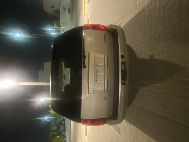GMC Yukon XL 2009 3
