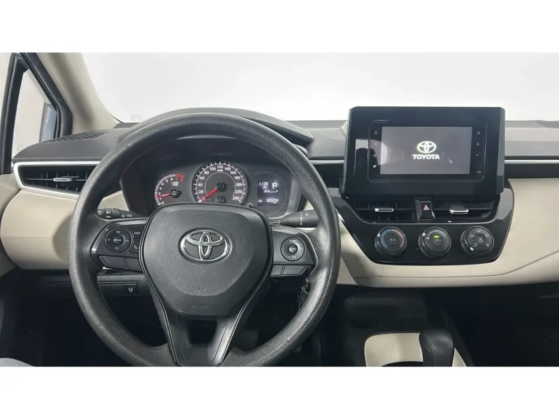 Toyota Corolla XLI 2.0L 2024 16