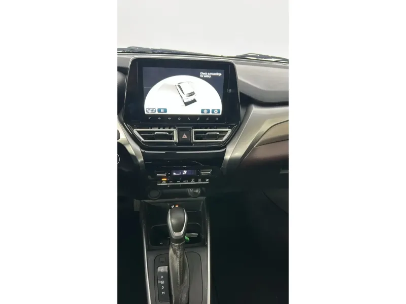 Suzuki Fronx GLX 2025 23