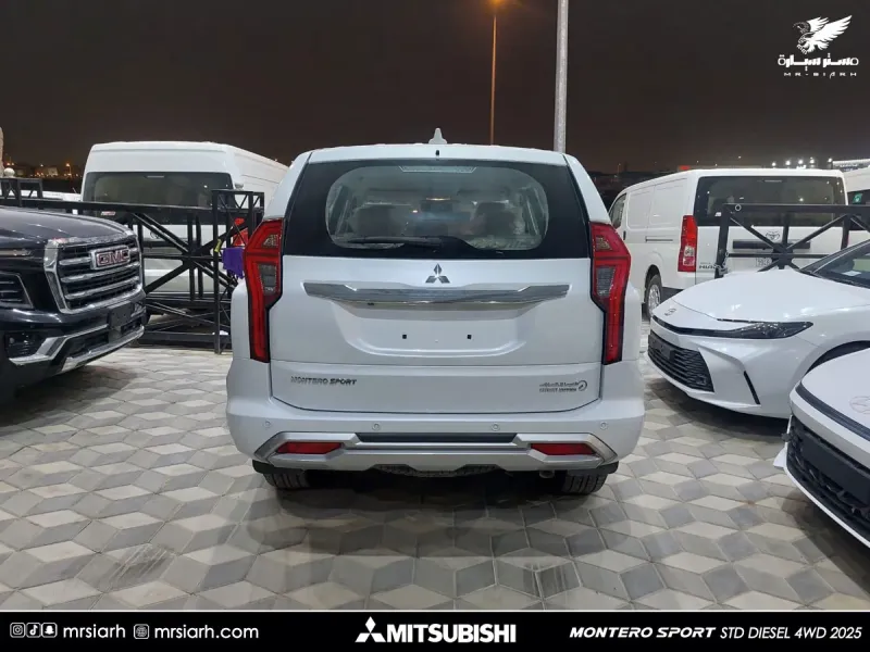 Mitsubishi MONTEROSPORT 2025 4