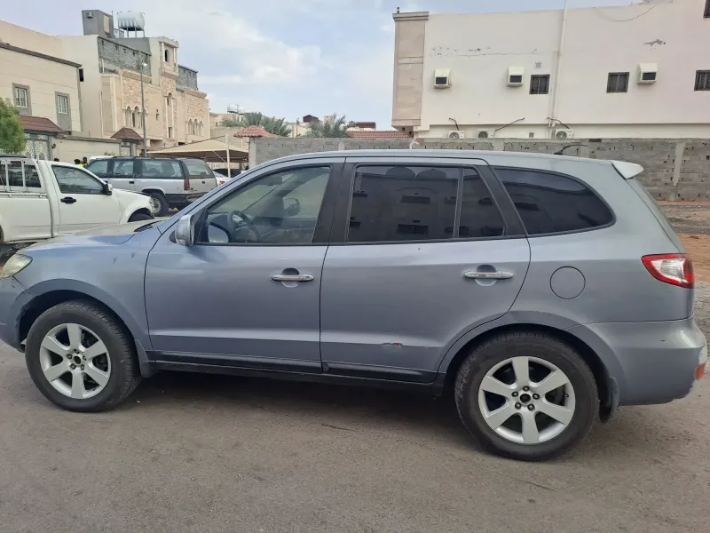 Hyundai SantaFe 2009 4