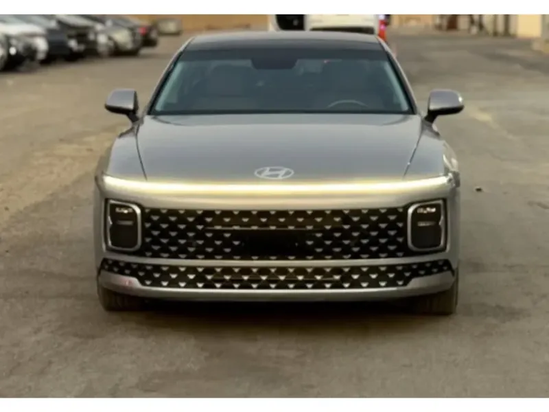 هيونداي أزيرا 2024 1