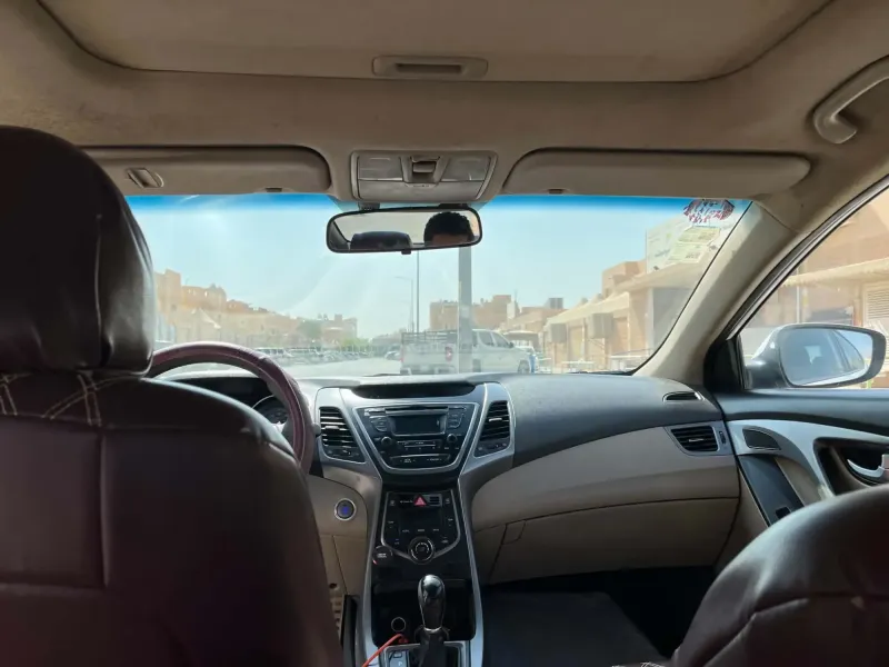 Hyundai Elantra 2015 9