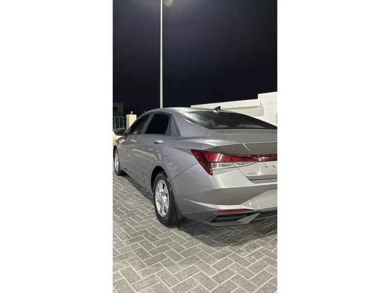 Hyundai Elantra 2022 7