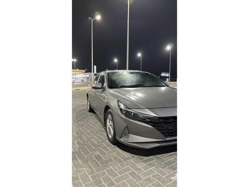 Hyundai Elantra 2022 1