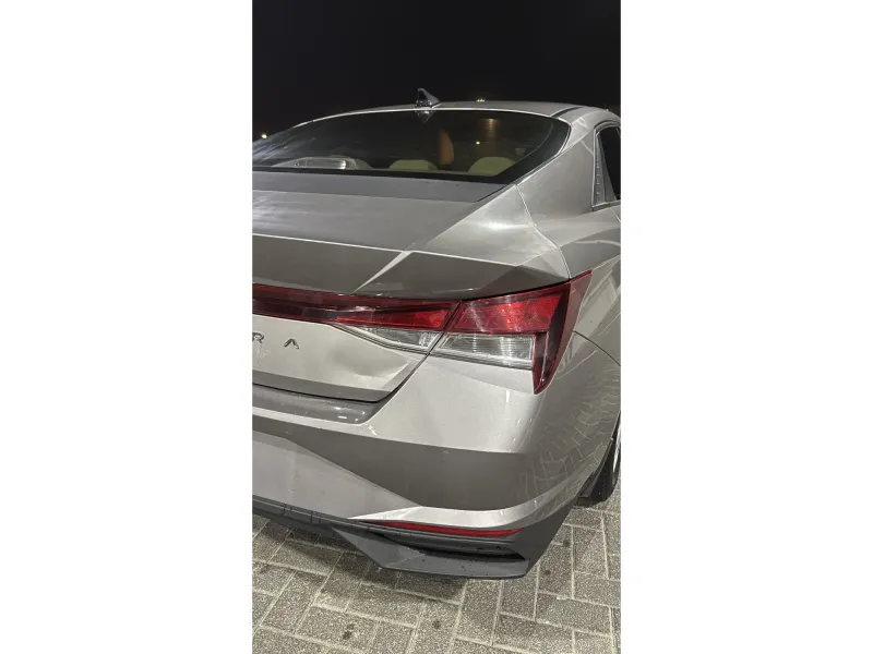 Hyundai Elantra 2022 6