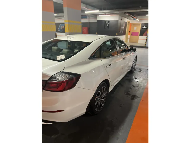 هوندا انسايت هايبرد فل كامل وارد امريكي -2022  Insight Touring 4