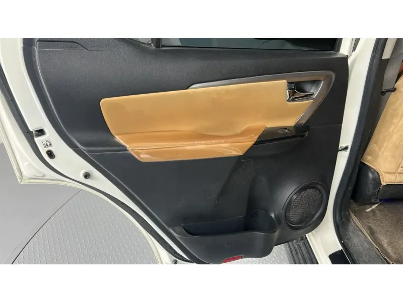 Toyota Fortuner VX1 2021 18