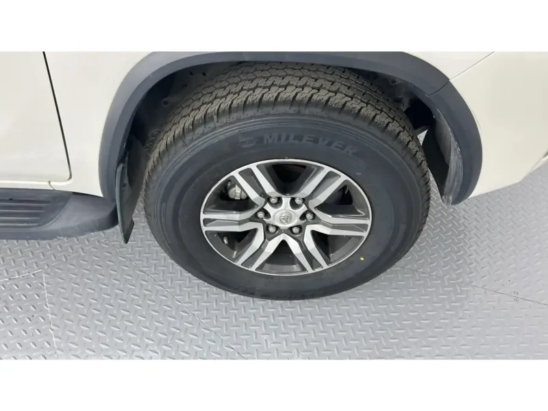 Toyota Fortuner VX1 2021 23