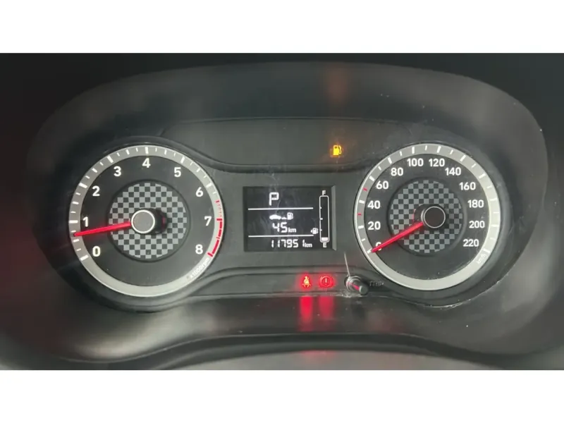 Hyundai GRAND i10 STD 2023 13