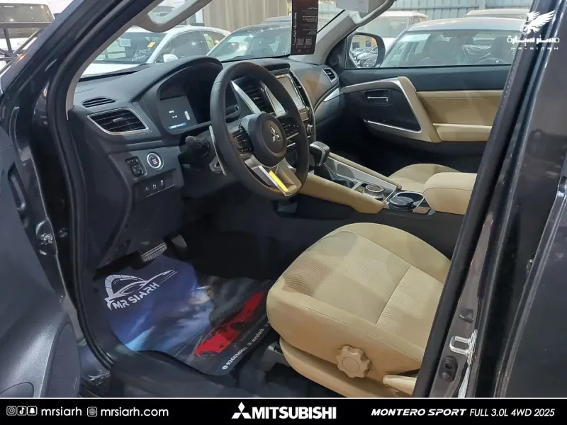 Mitsubishi MONTEROSPORT 2025 8