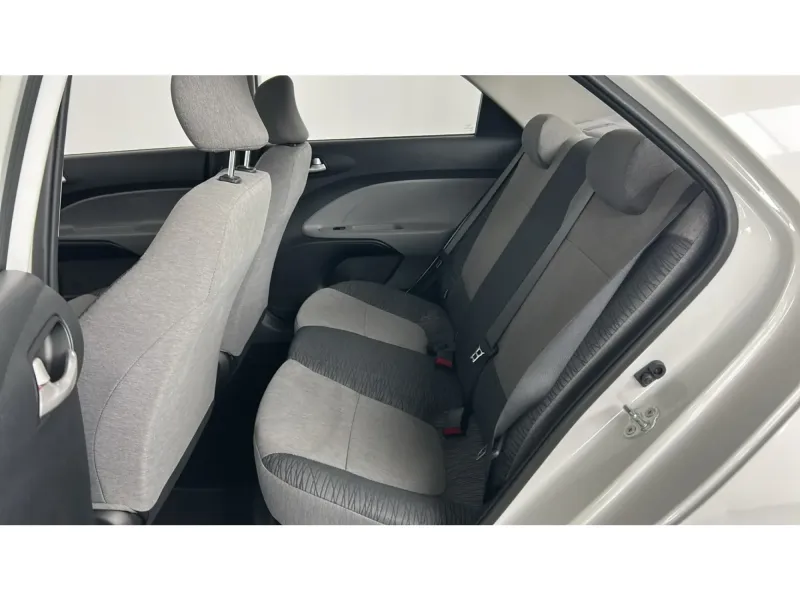 KIA Pegas GL 2026 12