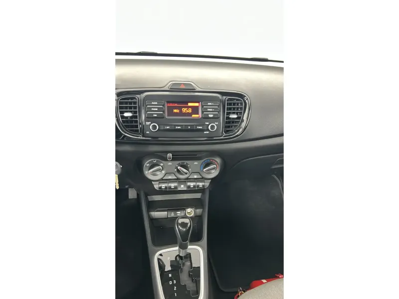 KIA Pegas GL 2026 20