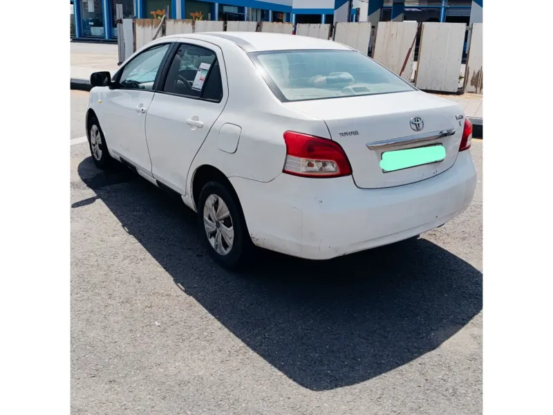 Toyota Yaris 2009 3