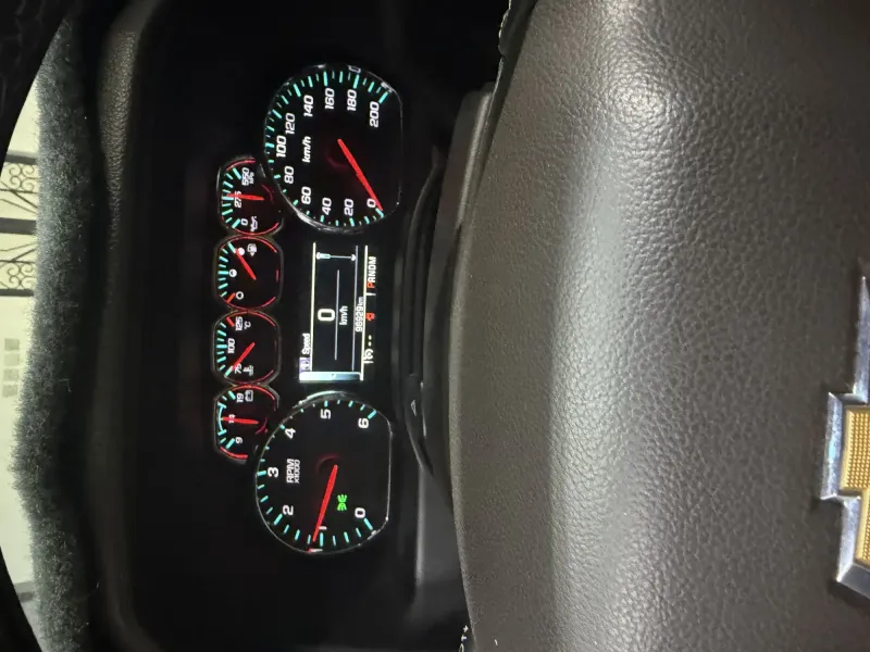 Chevrolet Suburban 2016 9