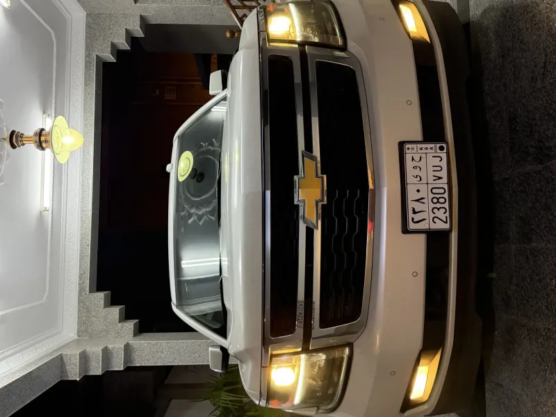 Chevrolet Suburban 2016 6