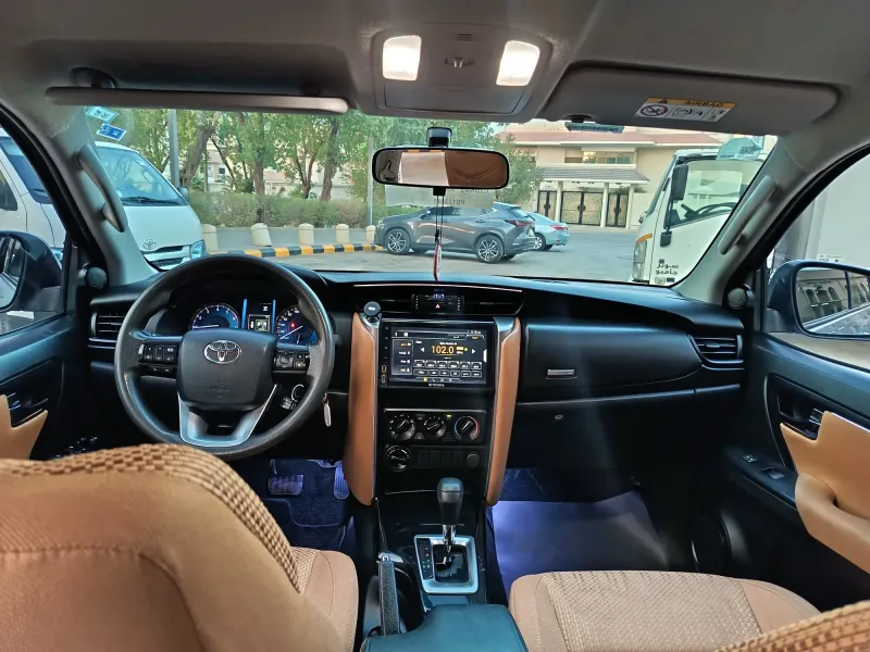 Toyota Fortuner 2023 8