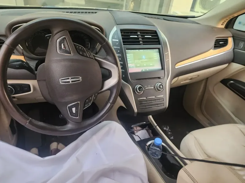لينكون MKC 2015 6