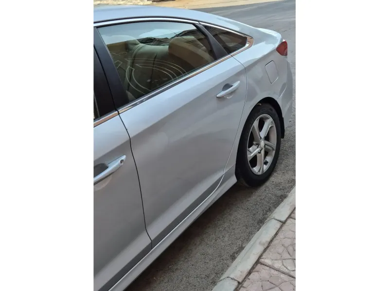 Hyundai Sonata 2018 5
