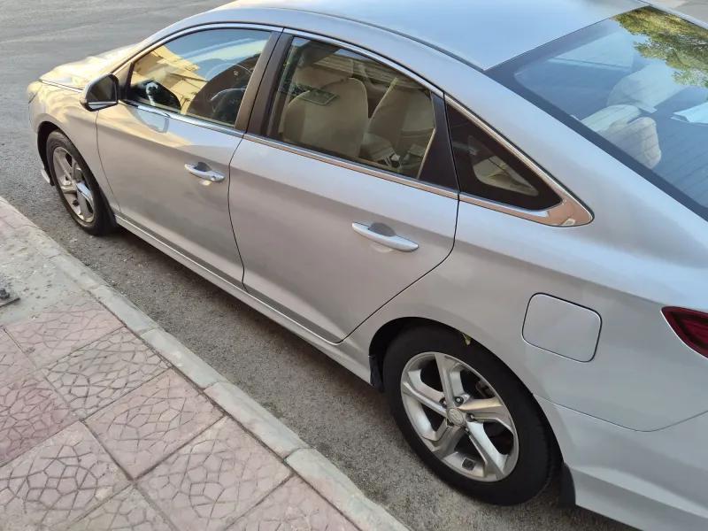 Hyundai Sonata 2018 4