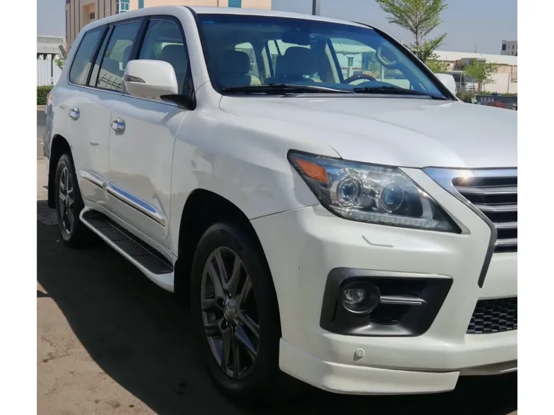 Lexus LX 2015 3