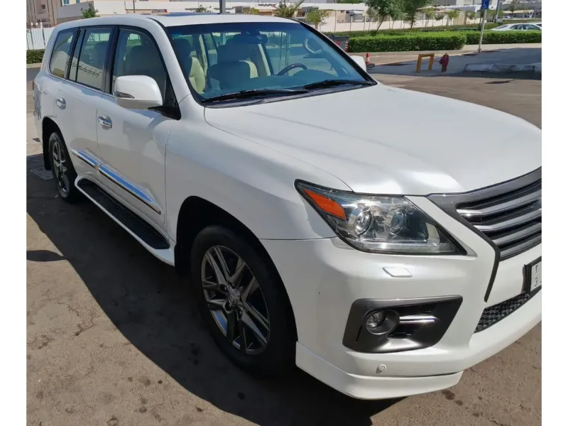 Lexus LX 2015 12