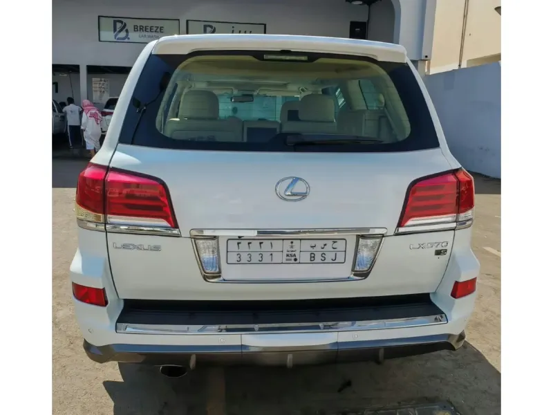Lexus LX 2015 15