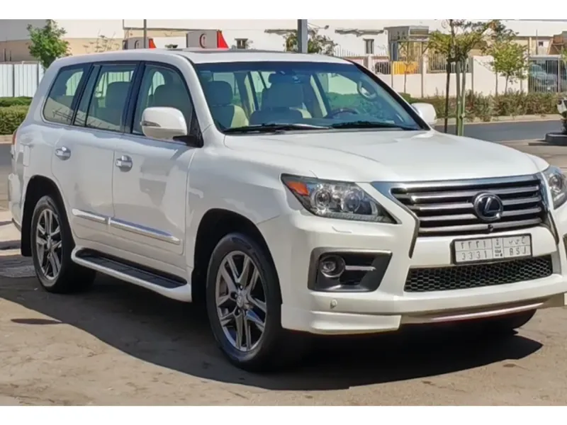Lexus LX 2015 13