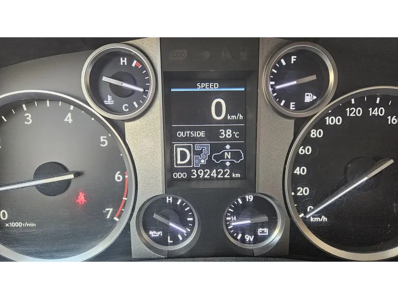 Lexus LX 2015 17
