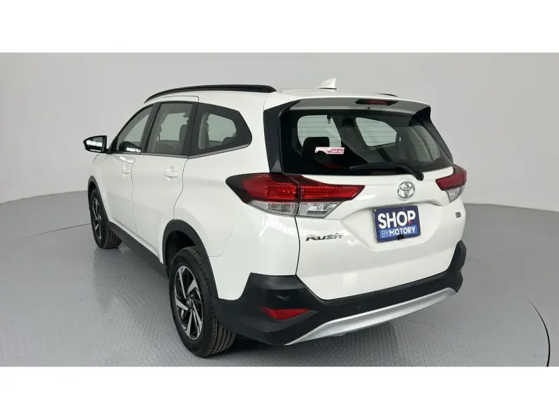 Toyota Rush Standard 2022 5