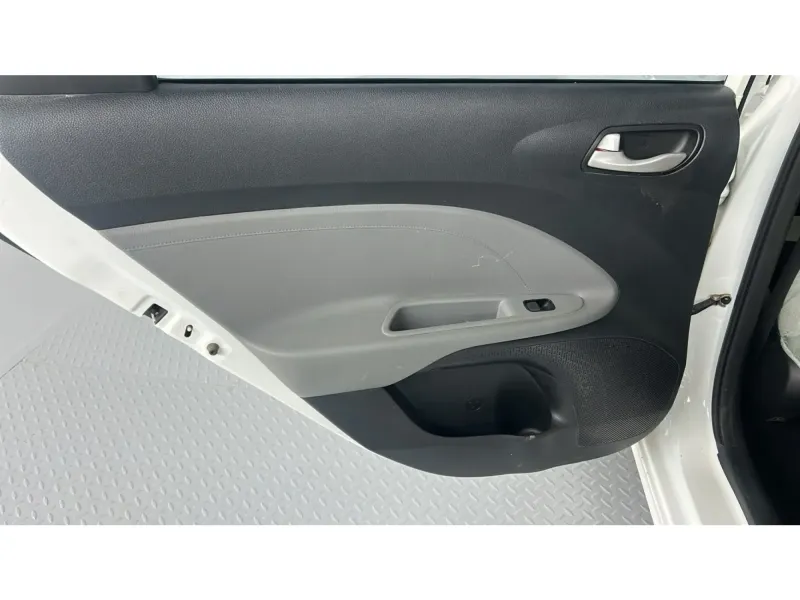 KIA Pegas GL 2026 19