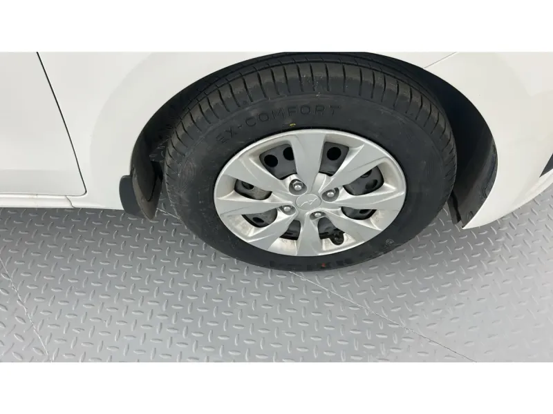 KIA Pegas GL 2026 23