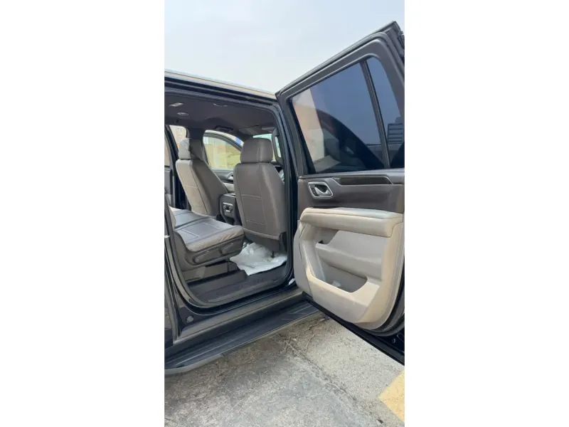 GMC Yukon XL 2023 5