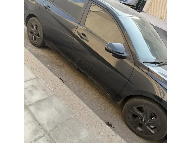 هيونداي إلنترا 2021 4