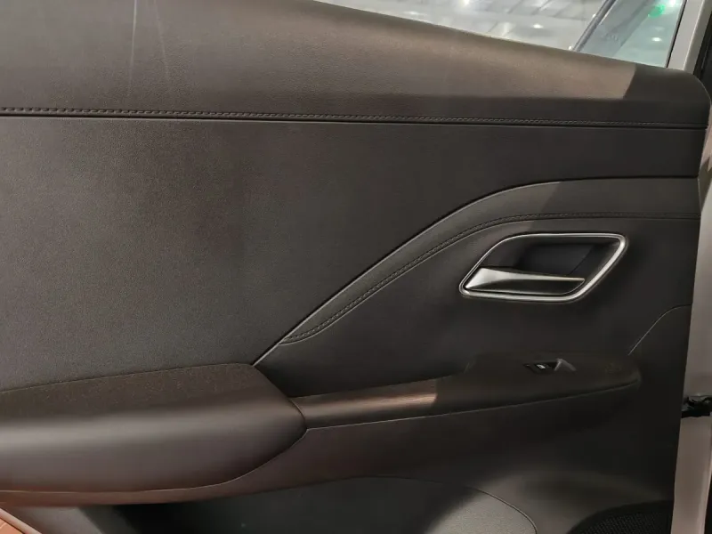 ام جي ZS 2025 استاندر 12
