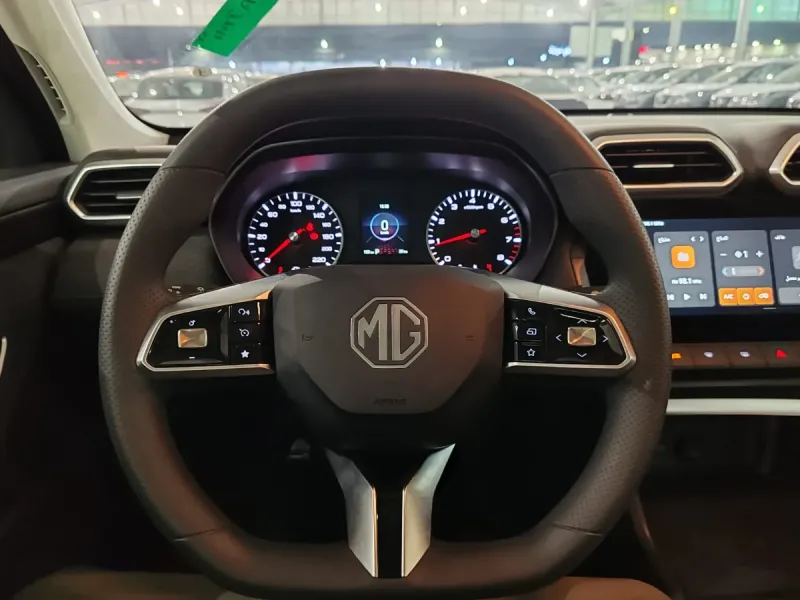 ام جي ZS 2025 استاندر 16