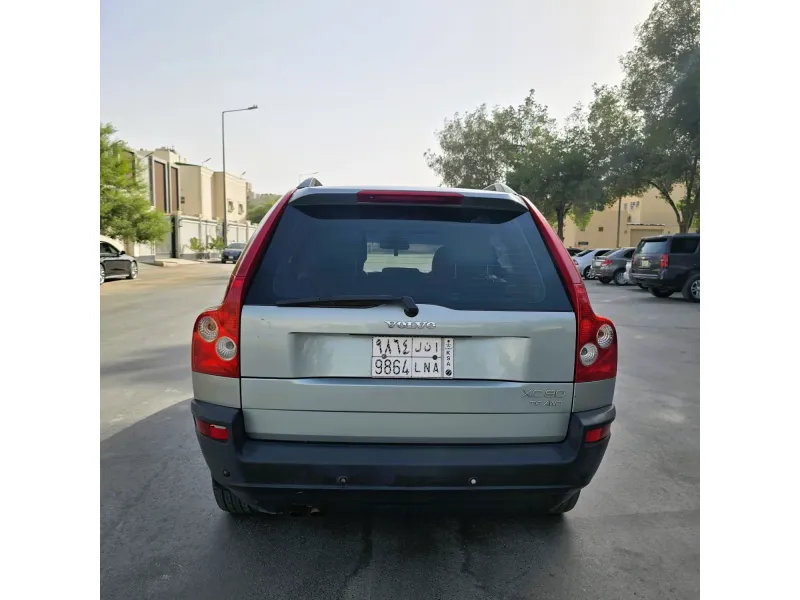 فولفو XC90 - 2004 | ممشى قليل 150 ألف كم | فحص جديد استمارة سارية 6