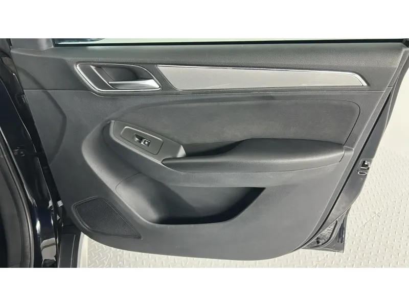 MG RX5 Standard 2023 19