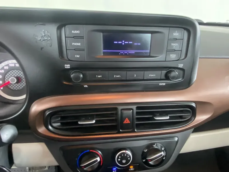 Hyundai GRAND i10 FLEET 2024 14