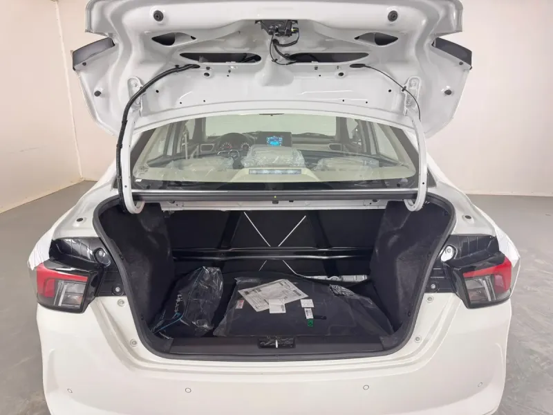 Suzuki Dzire GL 2027 29