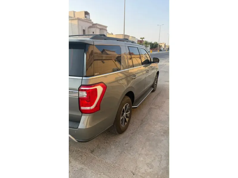 فورد اكسبيديشن 2019 5