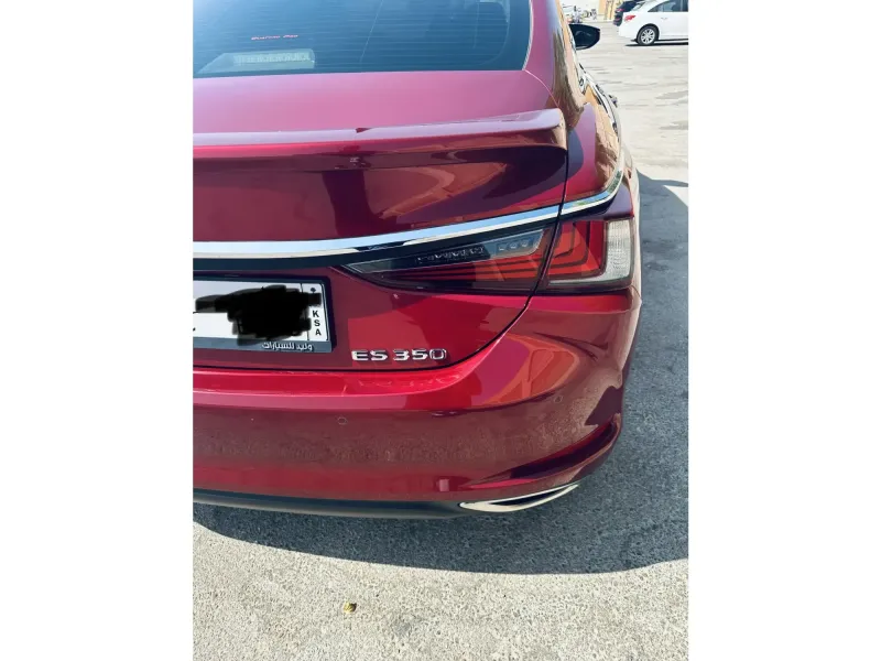 Lexus ES 2025 4