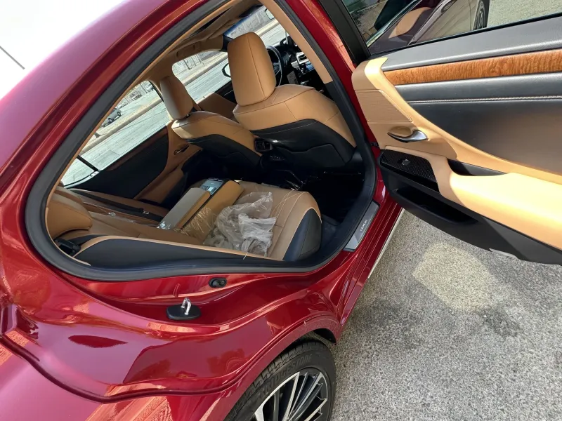 Lexus ES 2025 10