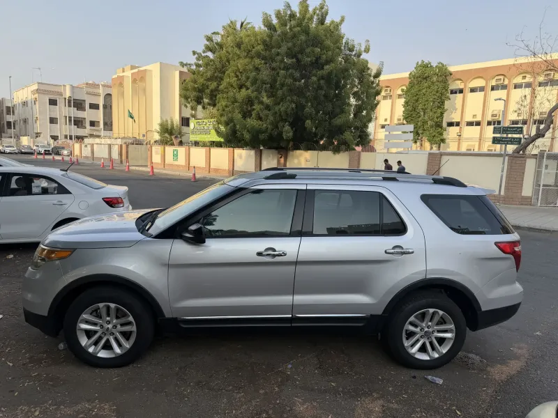 فورد اكسبلورر 2014فورد إكسبلورر XLT دفع رباعي 4WD – محرك 3.5 لتر  15